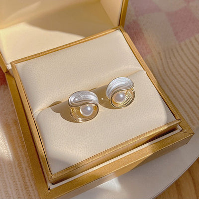 Women's Starry Sky Quicksand Design Elegant High-grade Earrings