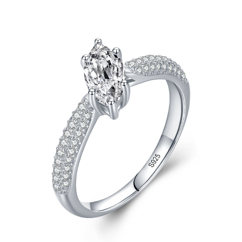 925 Sterling Silver Light Luxury Diamond Ring